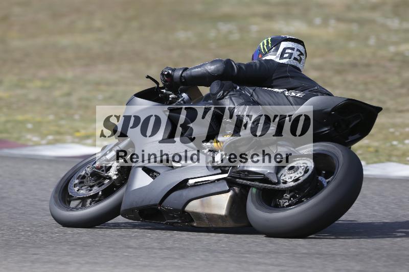 /37 09.08.2026  Pluess Motosport ADR/Freies Fahren/423